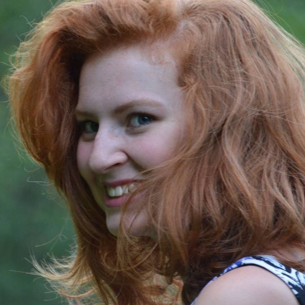 Meet your Posher, Emily